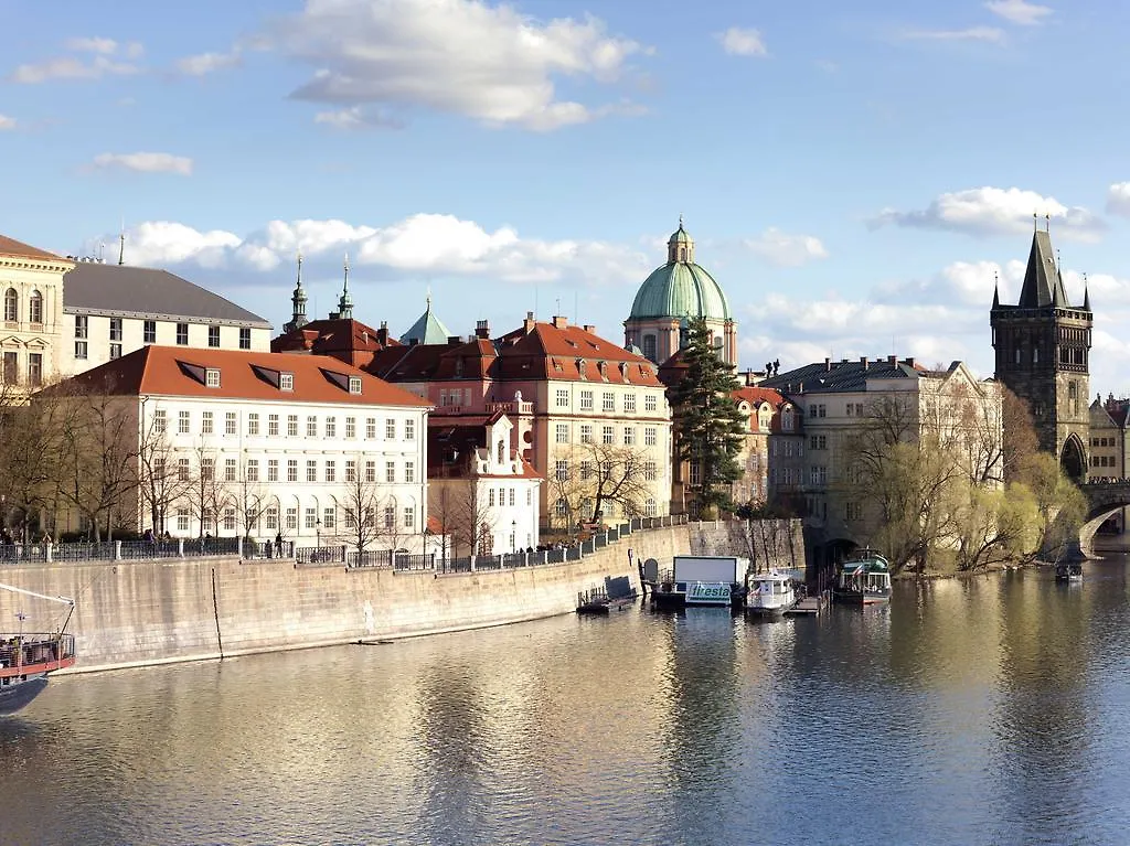 Four Seasons Hotel Prague
