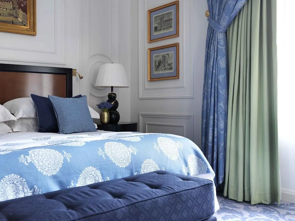 *****  Four Seasons Hotel Prague Czech Republic