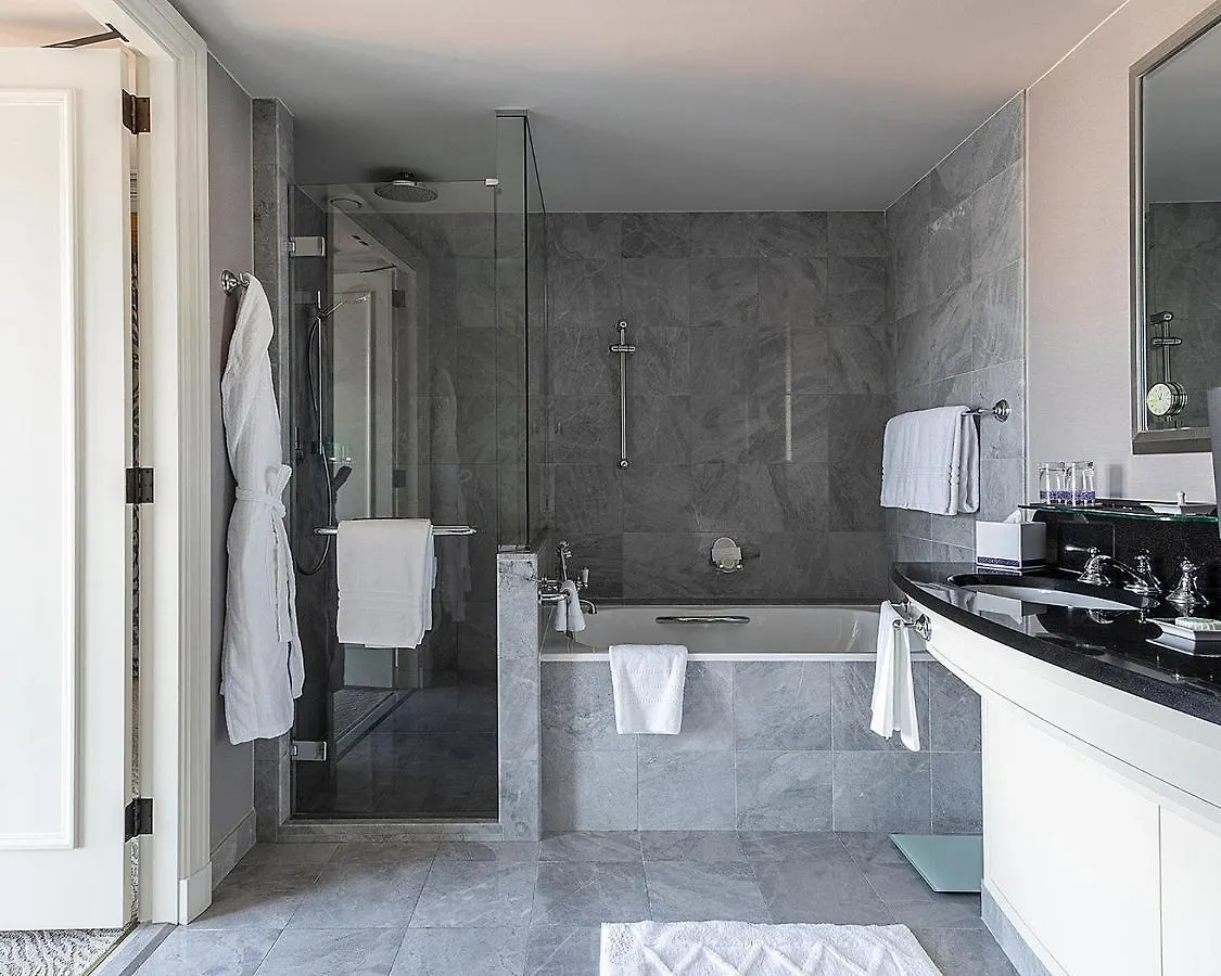 Four Seasons Hotel Praha